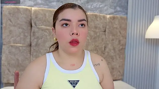 leilapons online show from February 21, 4:42 pm