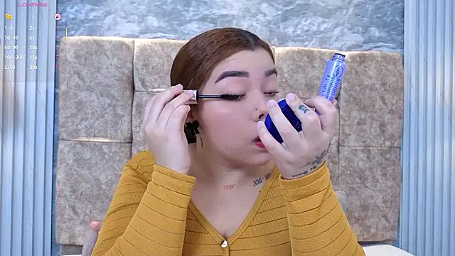 leilapons online show from February 26, 7:47 pm