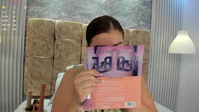 leilapons online show from January 12, 5:31 pm