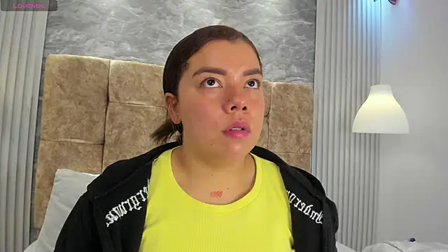 leilapons online show from January 13, 5:17 pm