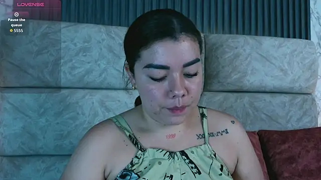 leilapons online show from April 2, 4:13 pm