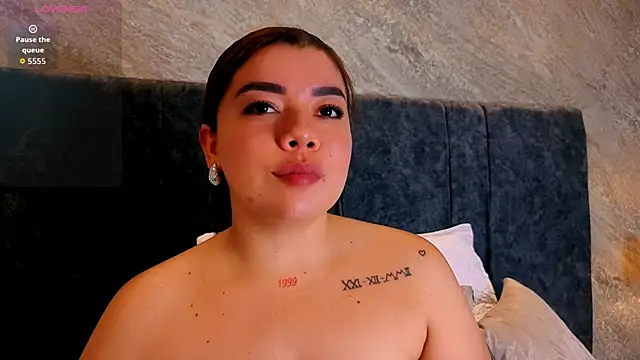 leilapons online show from March 26, 5:00 pm