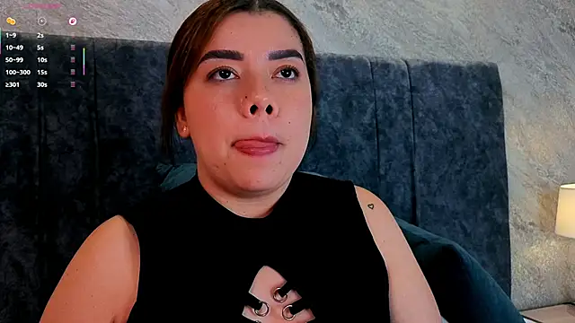 leilapons online show from April 5, 6:47 pm