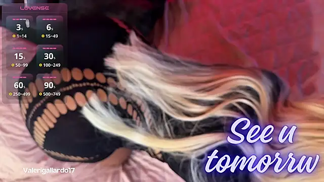 ValeriGallardo17 online show from November 23, 4:06 pm