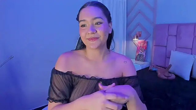 noa moon online show from September 10, 12:26 pm