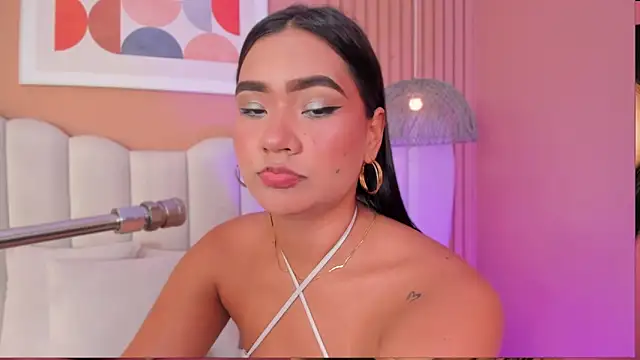 noa moon online show from May 15, 2:53 am