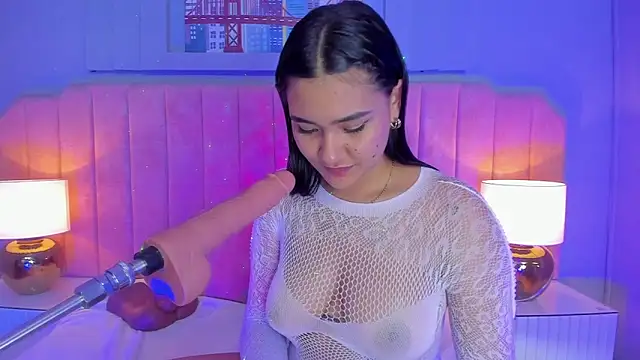 noa moon online show from October 1, 4:11 pm