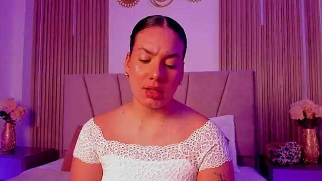 Rachell Jamess online show from November 13, 3:43 am