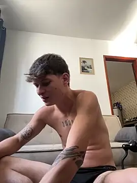 Snapshot of 420BrancoSp chatting on September 27, 7:42 pm 420BrancoSp online show from September 27, 7:42 pm