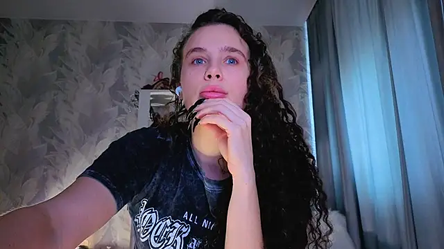 Feet Heelss online show from October 27, 11:00 am