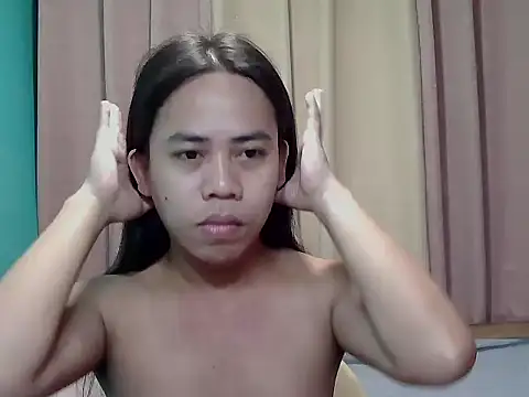Snapshot of exoticpinay_dolly chatting on June 27, 8:15 pm exoticpinay dolly online show from June 27, 8:15 pm