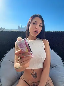 Sasha-Bloom online show from April 10, 6:37 pm