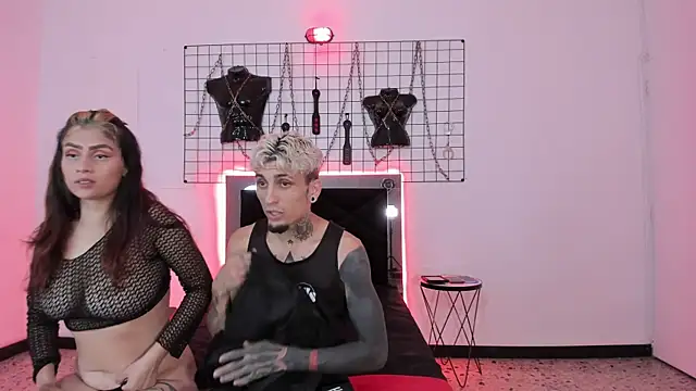 kasandrandliam online show from September 18, 2:47 am