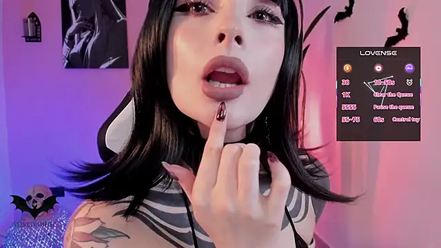 VelvetVampiree online show from March 26, 4:00 am