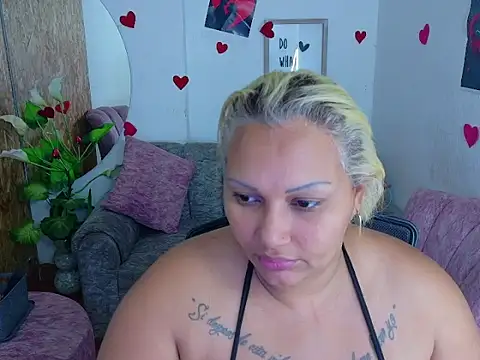 laleska montenegro online show from January 11, 1:56 am