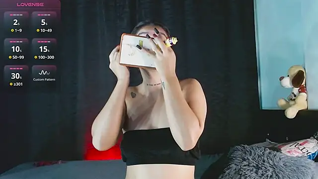 EVAH LEE  online show from November 13, 3:43 am