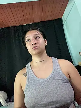 Snapshot of EVAH_LEE_ chatting on June 20, 3:22 am EVAH LEE online show from June 20, 3:22 am