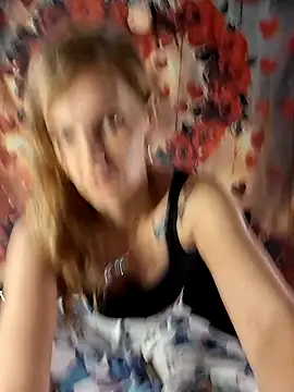 PeachyAriel online show from May 14, 5:32 pm
