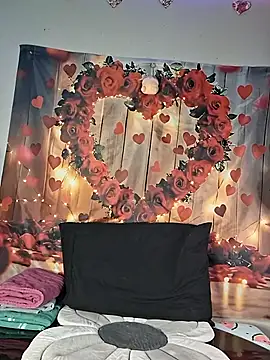 PeachyAriel online show from May 17, 3:06 am