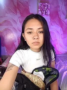 hellenngp online show from May 7, 8:34 pm