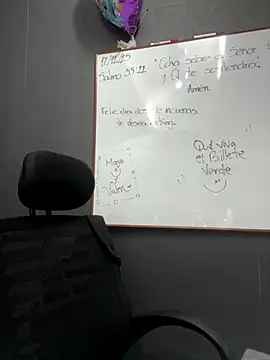 JuliethaDemon  online show from December 20, 1:25 pm