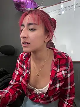 JuliethaDemon  online show from January 17, 1:47 pm