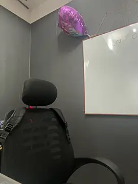 JuliethaDemon  online show from February 6, 1:29 pm