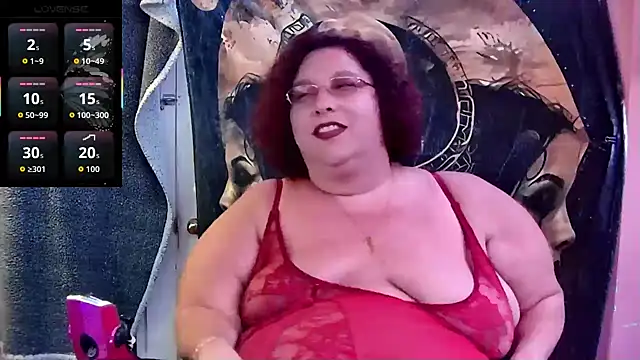 lil-gemini-hippy online show from November 22, 2:54 am