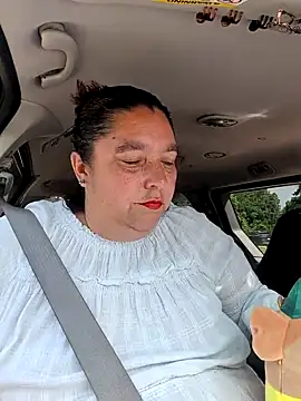 lil-gemini-hippy online show from May 26, 3:54 pm