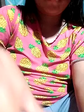 444apple online show from January 6, 11:58 am