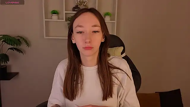 Miche1le Allenne online show from March 8, 1:00 am