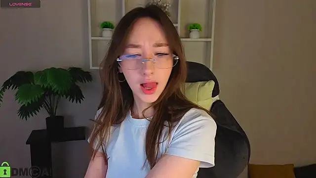 Miche1le Allenne online show from February 26, 1:05 am