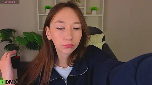 Miche1le Allenne online show from February 12, 1:05 am