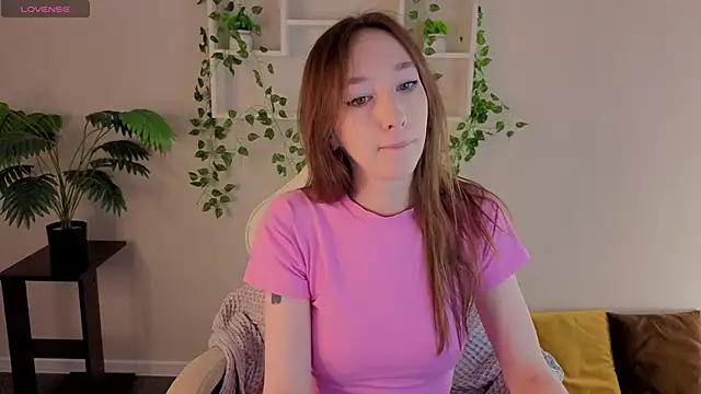 Snapshot of Miche1le_Allenne chatting on December 1, 1:06 am Miche1le Allenne online show from December 1, 1:06 am