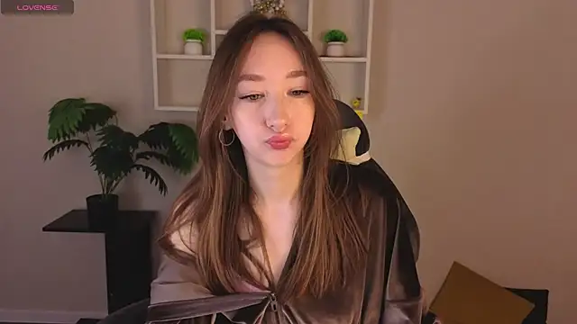 Miche1le Allenne online show from April 9, 1:07 am