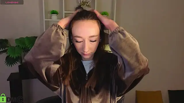 Miche1le Allenne online show from February 24, 1:06 am