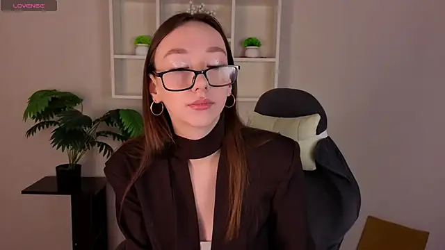 Miche1le Allenne online show from April 4, 1:01 am