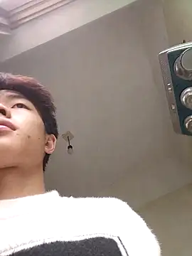 Snapshot of junjun1189 chatting on November 17, 3:32 am junjun1189 online show from November 17, 3:32 am