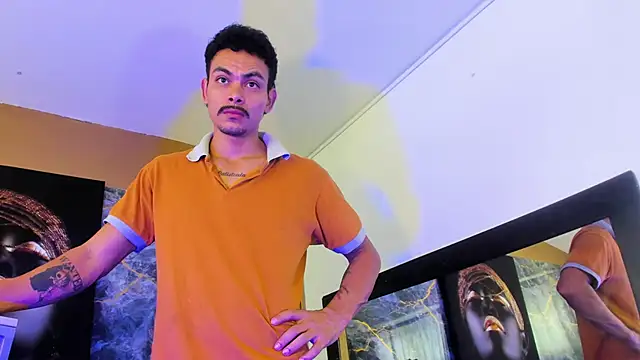 Snapshot of Tommy_kurtt chatting on December 16, 2:54 pm Tommy kurtt online show from December 16, 2:54 pm