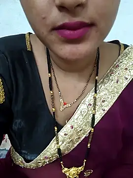 Snapshot of BEAUTY_QUE chatting on October 24, 7:18 am BEAUTY QUE online show from October 24, 7:18 am