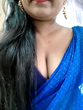 Snapshot of Sofia-ex chatting on October 5, 7:43 am Sofia-ex online show from October 5, 7:43 am