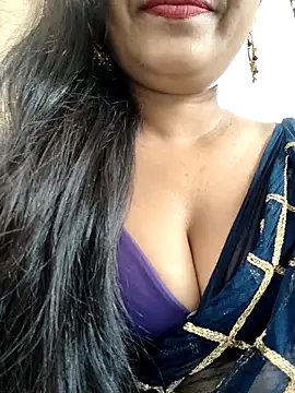 Snapshot of Sofia-ex chatting on October 21, 8:25 am Sofia-ex online show from October 21, 8:25 am