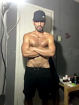 Snapshot of nando__master37 chatting on October 25, 3:17 am nando  master37 online show from October 25, 3:17 am