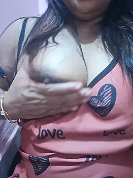 Snapshot of your-cute-baby chatting on December 14, 7:30 pm your-cute-baby online show from December 14, 7:30 pm