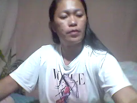 Snapshot of 66pineapple chatting on September 24, 2:01 pm 66pineapple online show from September 24, 2:01 pm