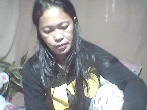 Snapshot of 66pineapple chatting on October 15, 11:57 pm 66pineapple online show from October 15, 11:57 pm