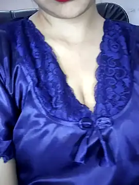 Snapshot of annanya01 chatting on September 27, 7:25 am annanya01 online show from September 27, 7:25 am