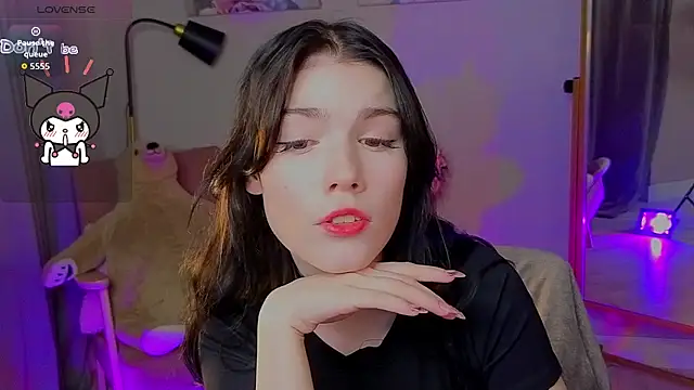 Snapshot of Sophie_SkyAngel chatting on October 8, 1:45 pm Sophie SkyAngel online show from October 8, 1:45 pm