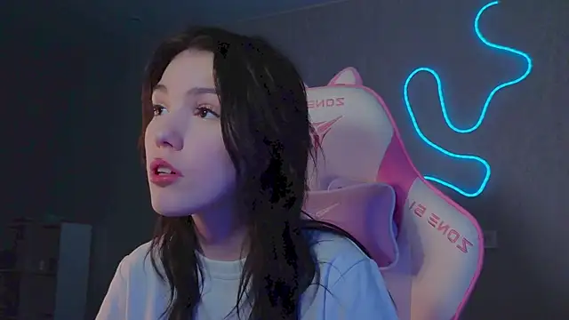 Sophie SkyAngel online show from December 5, 3:10 pm