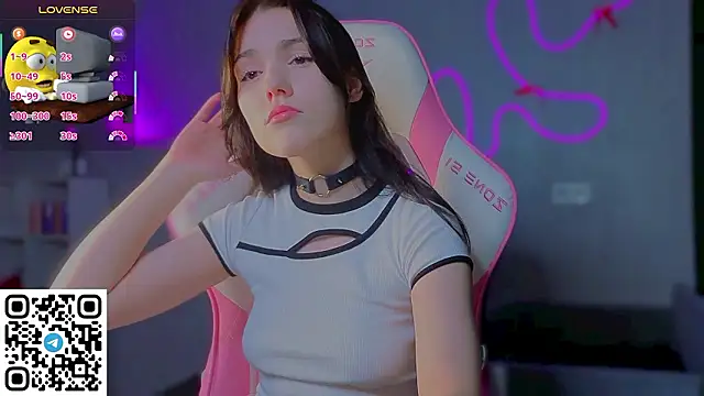 Sophie SkyAngel online show from February 24, 6:31 pm